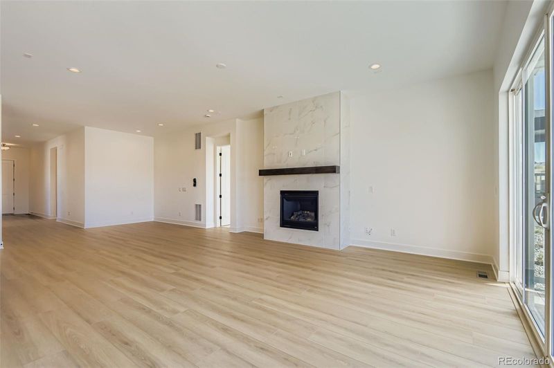 389 Basin Daisy St, Castle Rock, CO 80104