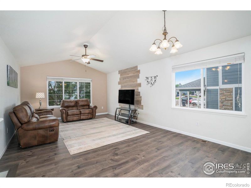 439 Pioneer Ln, Johnstown, CO 80534