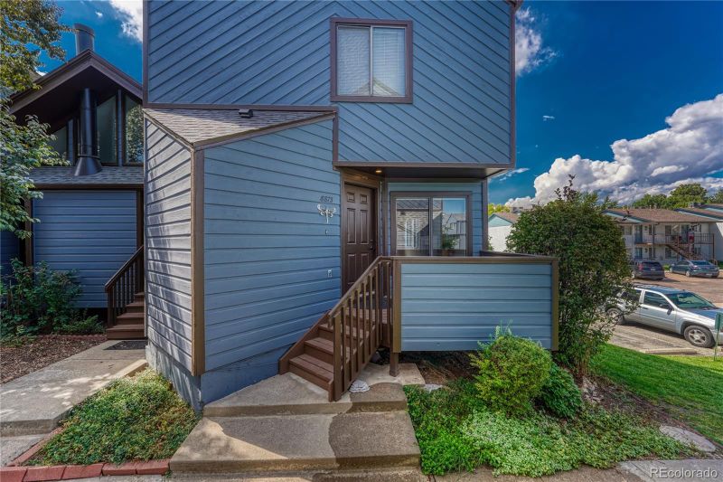 8873 W Yale Ave E, Lakewood, CO 80227