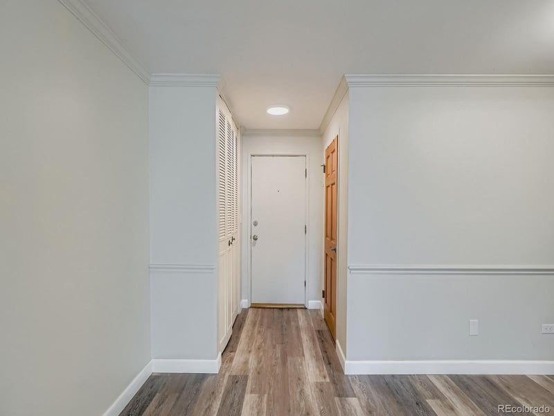 4600 E Asbury Cir #104, Denver, CO 80222