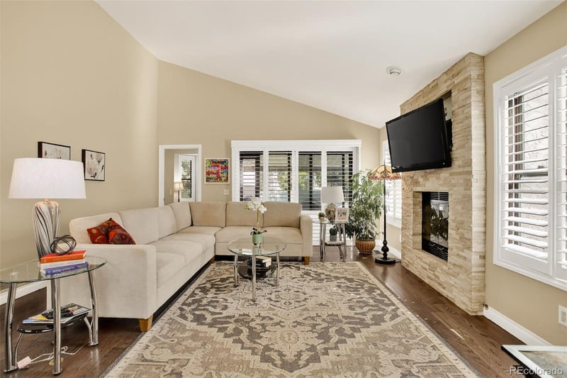 1608 S Rosemary St, Denver, CO 80231