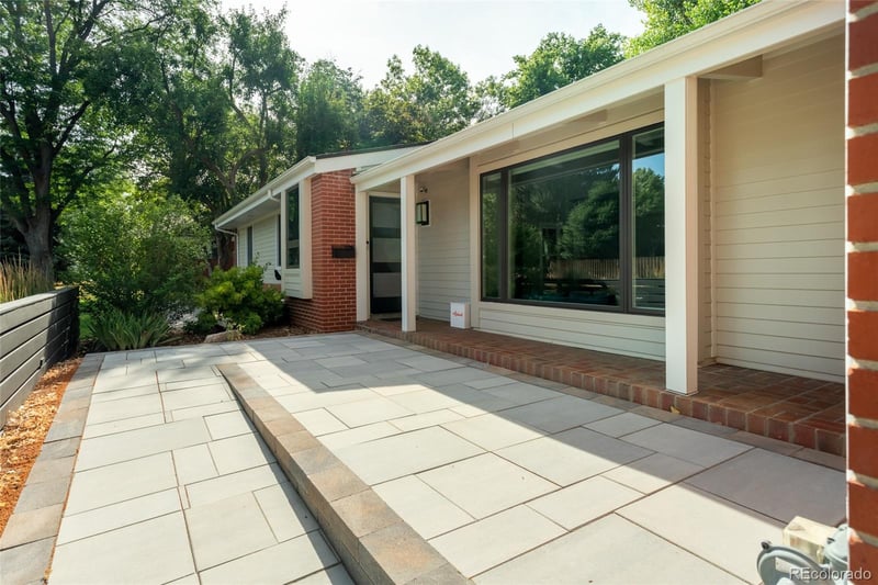 2550 E Eldorado Pl, Denver, CO 80210