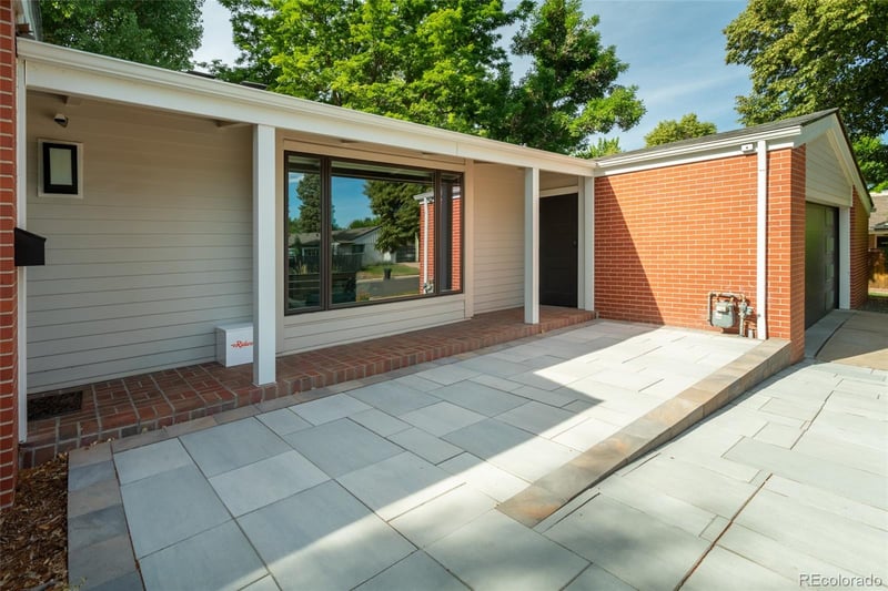 2550 E Eldorado Pl, Denver, CO 80210