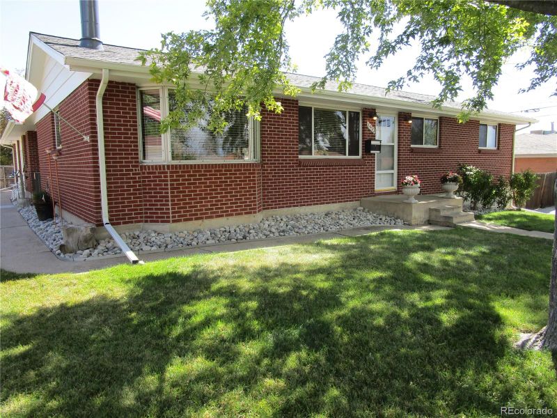 8490 Quigley St, Westminster, CO 80031