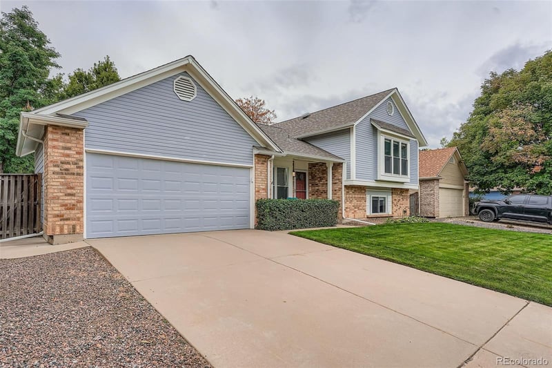 18944 E 44th Ave, Denver, CO 80249