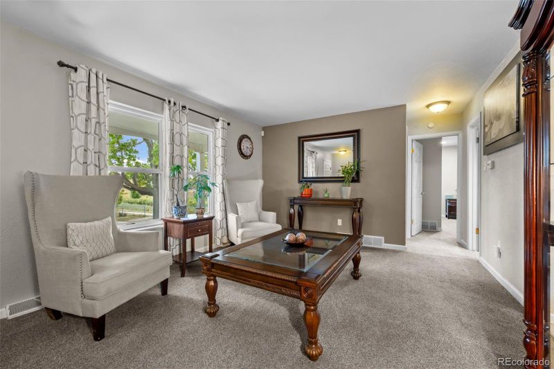 2155 S Nucla Way, Aurora, CO 80013