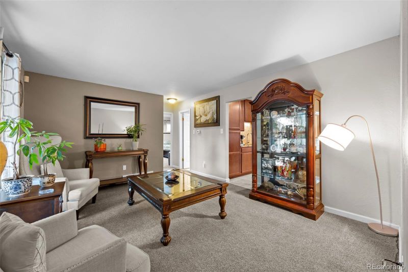 2155 S Nucla Way, Aurora, CO 80013