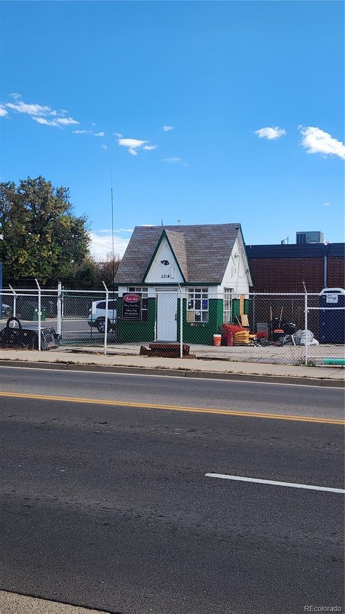 2214 W 8th Ave, Denver, CO 80204