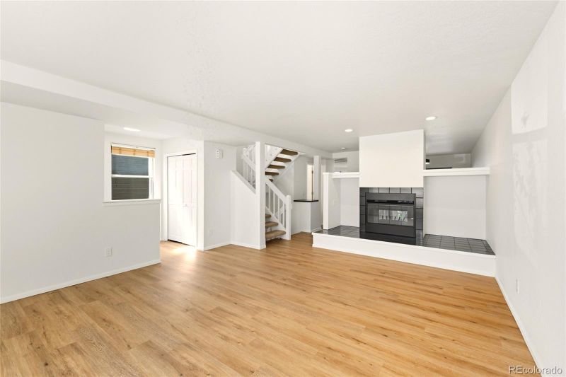 2383 S Jamaica St, Aurora, CO 80014