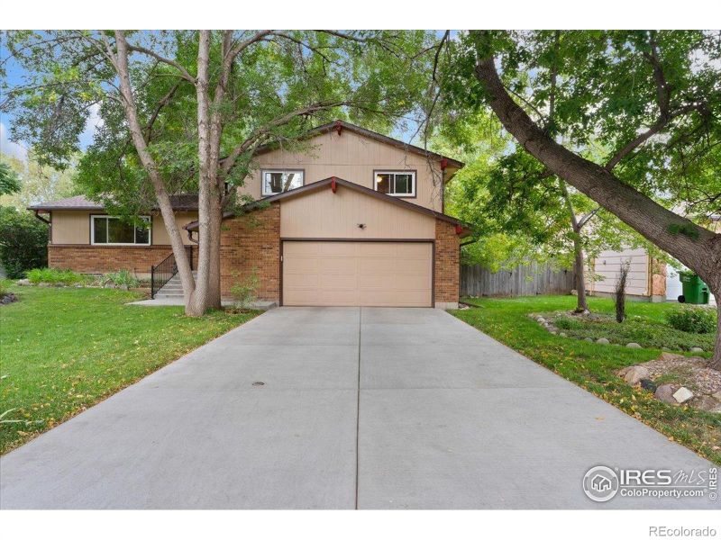 3224 Eagle Dr, Fort Collins, CO 80526