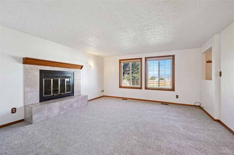2760 Frazier Ln, Colorado Springs, CO 80922