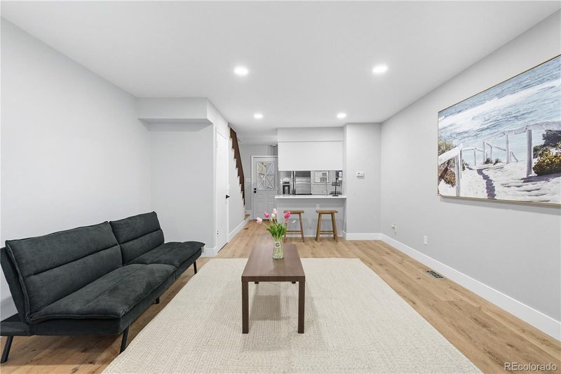 6784 S Independence St, Littleton, CO 80128