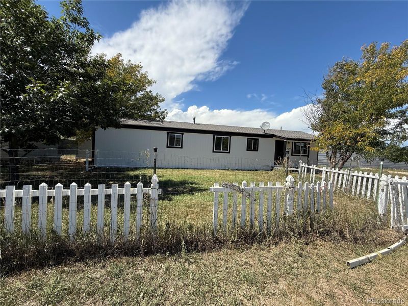 7577 Richard St, Fort Lupton, CO 80621