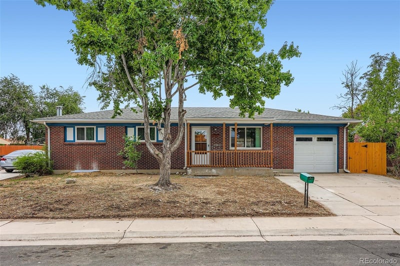 5512 Salem, Denver, CO 80239