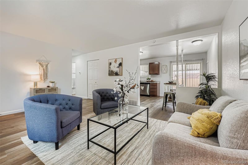 5512 Salem, Denver, CO 80239