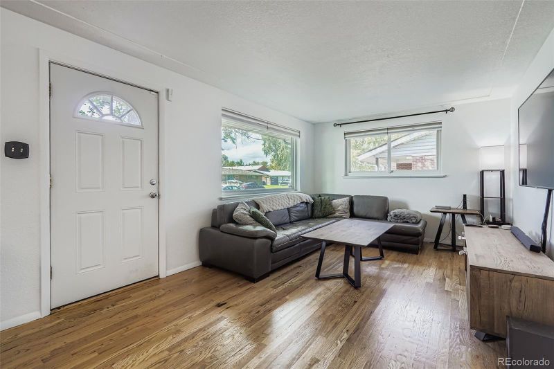 4720 Carr St, Wheat Ridge, CO 80033