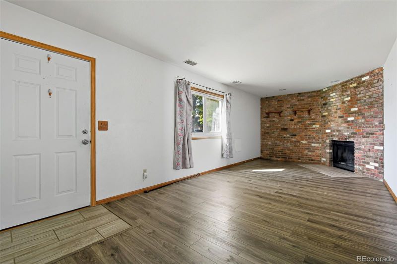 15147 E Wesley Ave, Aurora, CO 80014