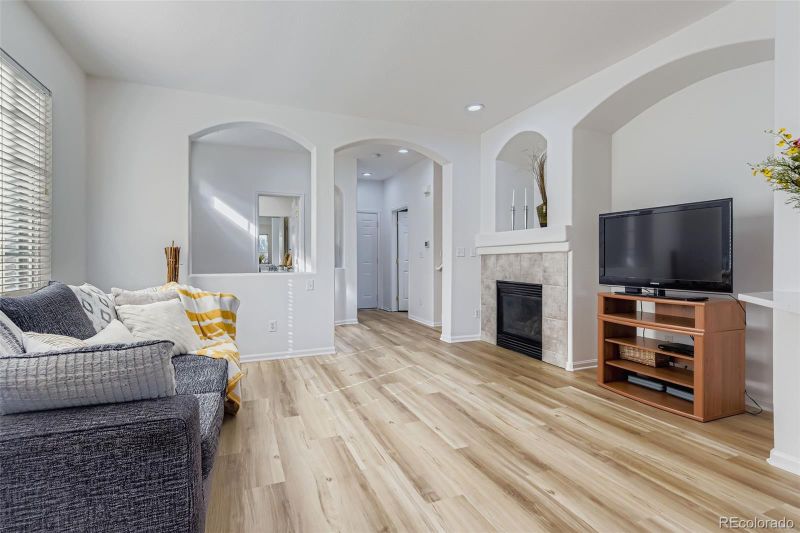 1271 Carlyle Park Cir, Highlands Ranch, CO 80129