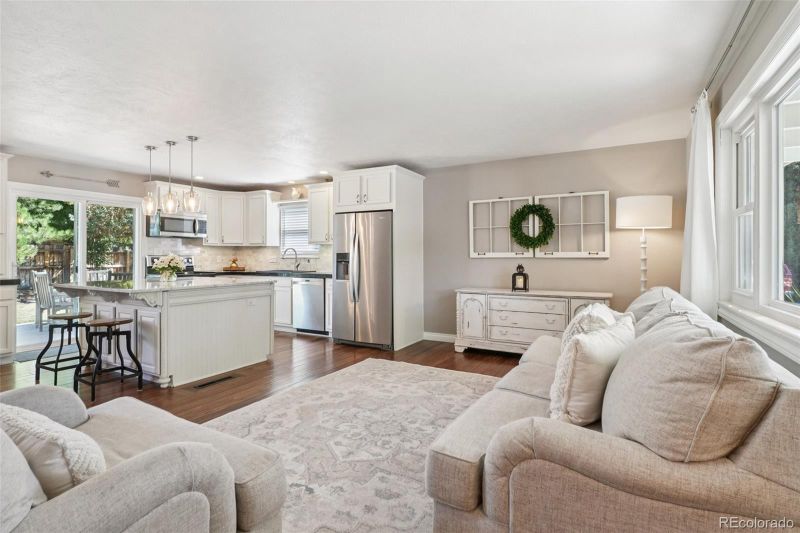 53 Gordon Dr, Castle Rock, CO 80104