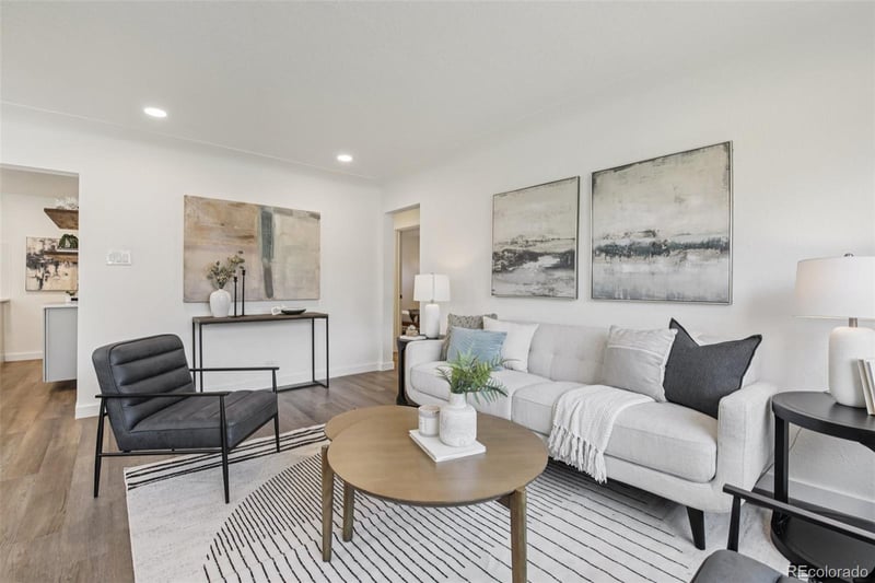 3675 Niagara St, Denver, CO 80207