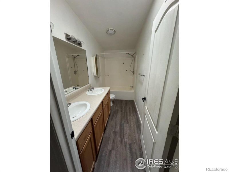 661 Meadowlark Ln, Lochbuie, CO 80603