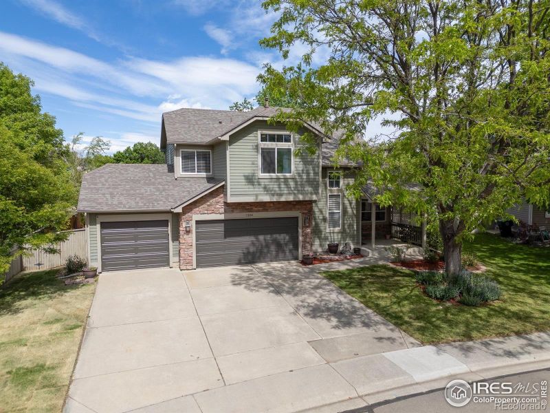 1104 Chestnut Dr, Longmont, CO 80503