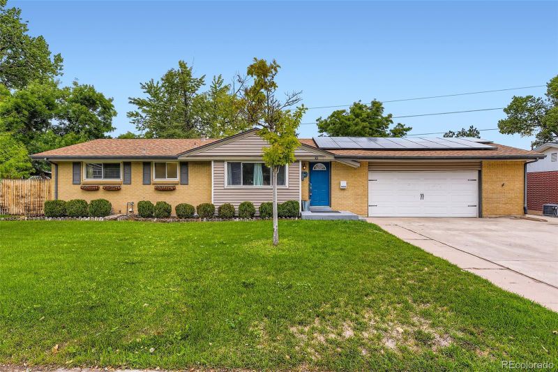 1805 E Panama Dr, Centennial, CO 80121