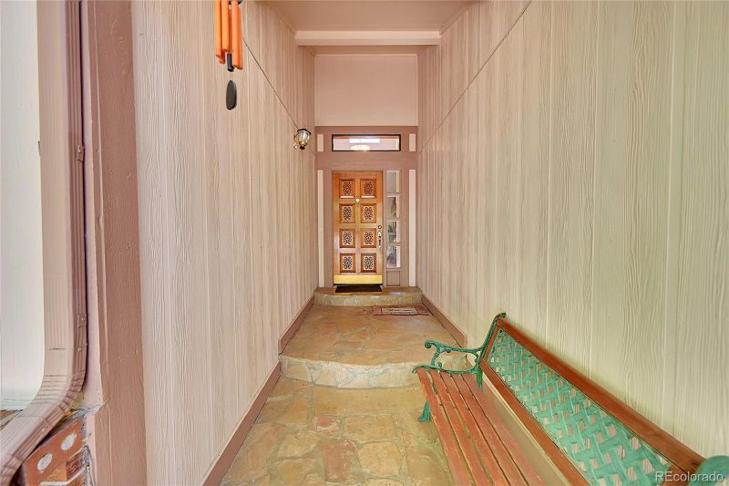16010 E Lehigh Cir, Aurora, CO 80013