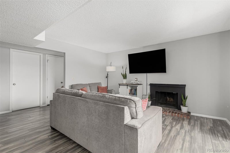 3141 S Tamarac Dr #305E, Denver, CO 80231