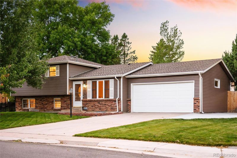 6615 S Field St, Littleton, CO 80123