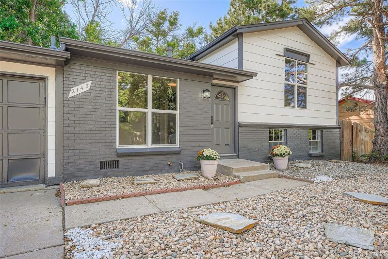 2145 S Lewiston St, Aurora, CO 80013