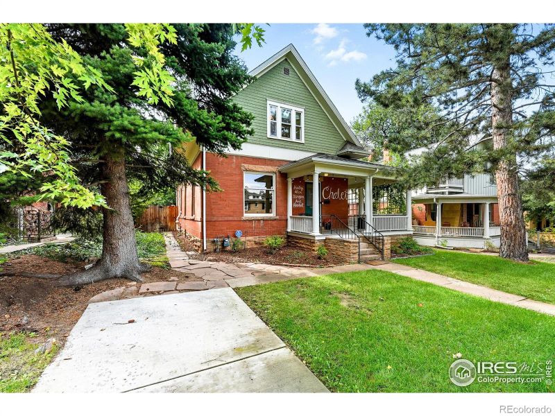 1021 10th St, Boulder, CO 80302