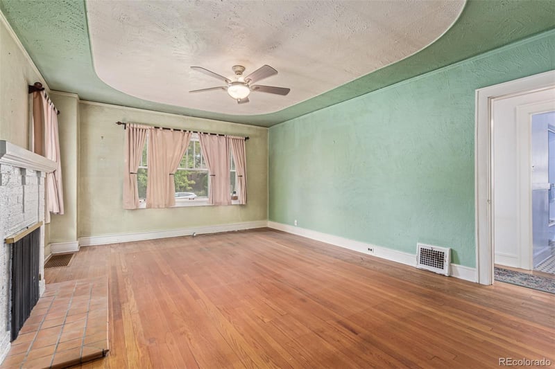 601 S Vine St, Denver, CO 80209