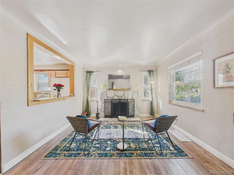 1610 Spruce St, Denver, CO 80220
