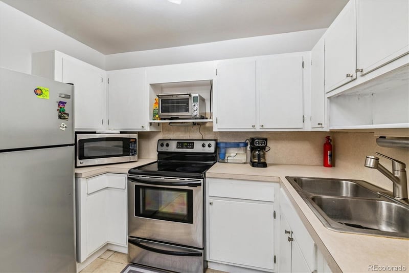 610 S Clinton St #11C, Denver, CO 80247