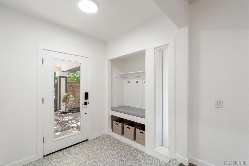 12553 E Bates Cir, Aurora, CO 80014