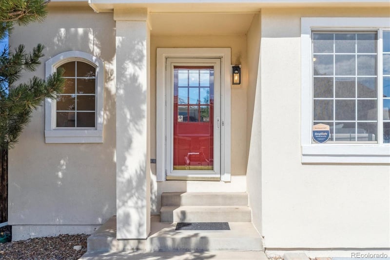 19501 E 40th Dr, Denver, CO 80249