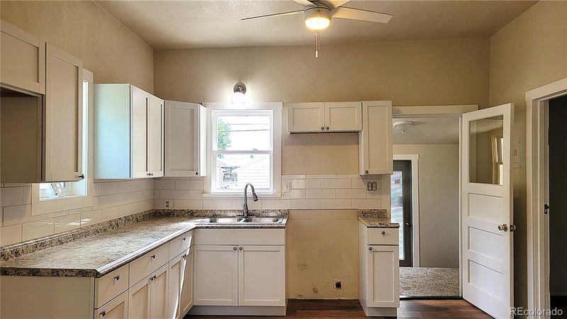 317 W 3rd St, Julesburg, CO 80737