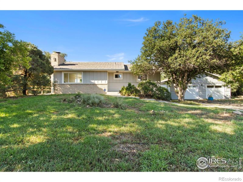 1049 S Summit View Dr, Fort Collins, CO 80524