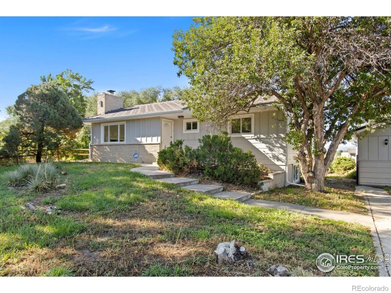 1049 S Summit View Dr, Fort Collins, CO 80524