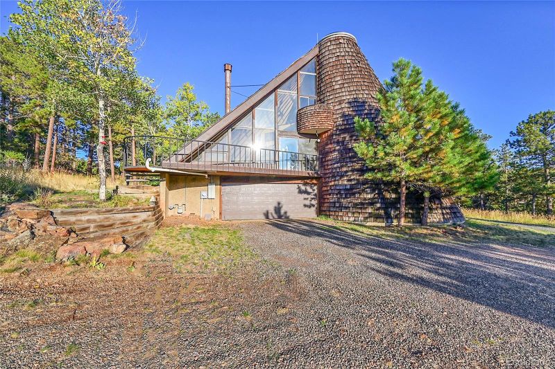 560 Lindsey Rd, Golden, CO 80401