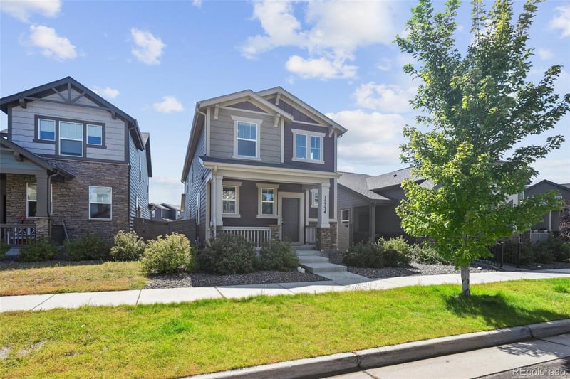15734 E Warner Dr, Denver, CO 80239