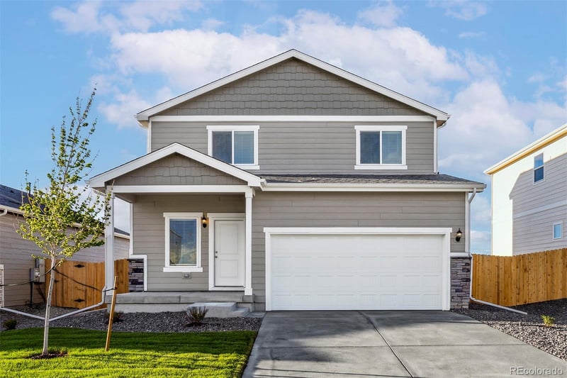 48175 Shetland Dr, Bennett, CO 80102
