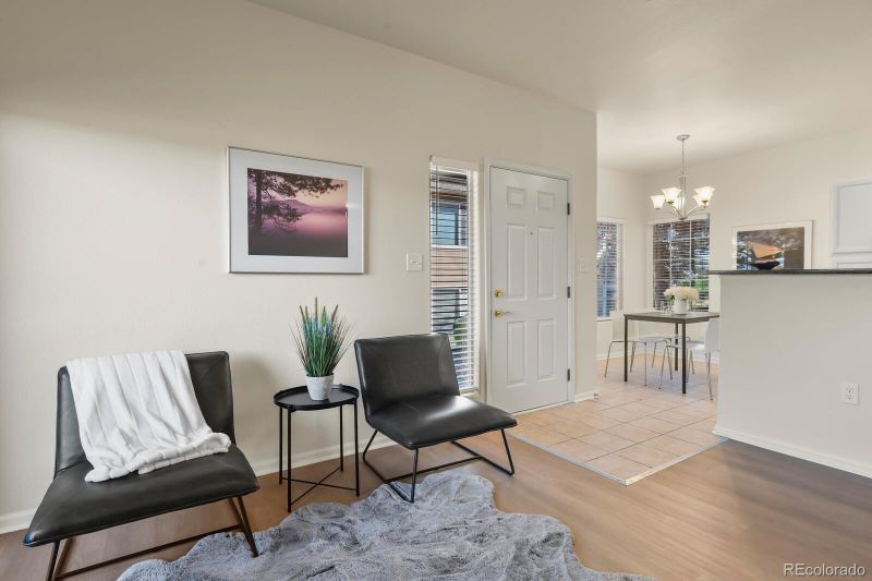 8425 Pebble Creek Way #101, Highlands Ranch, CO 80126