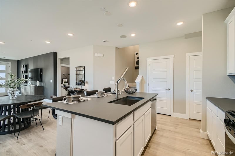 6868 Zuni Ct, Denver, CO 80221