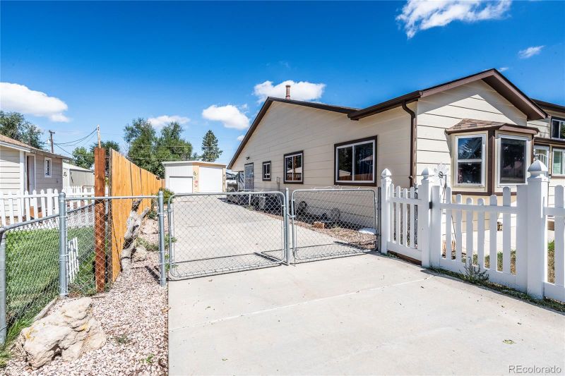 421 Comanche St, Kiowa, CO 80117