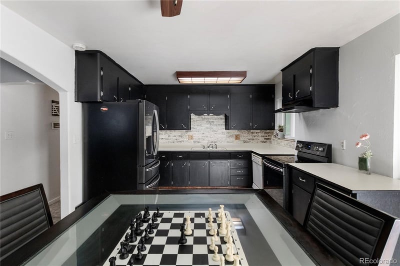 2725 S Grove St, Denver, CO 80236