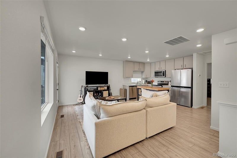 18161 E 51st Pl, Denver, CO 80249