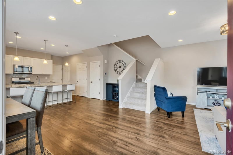 16101 Bolling Dr, Denver, CO 80239