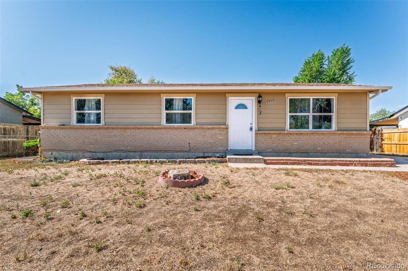 5549 Carson, Denver, CO 80239
